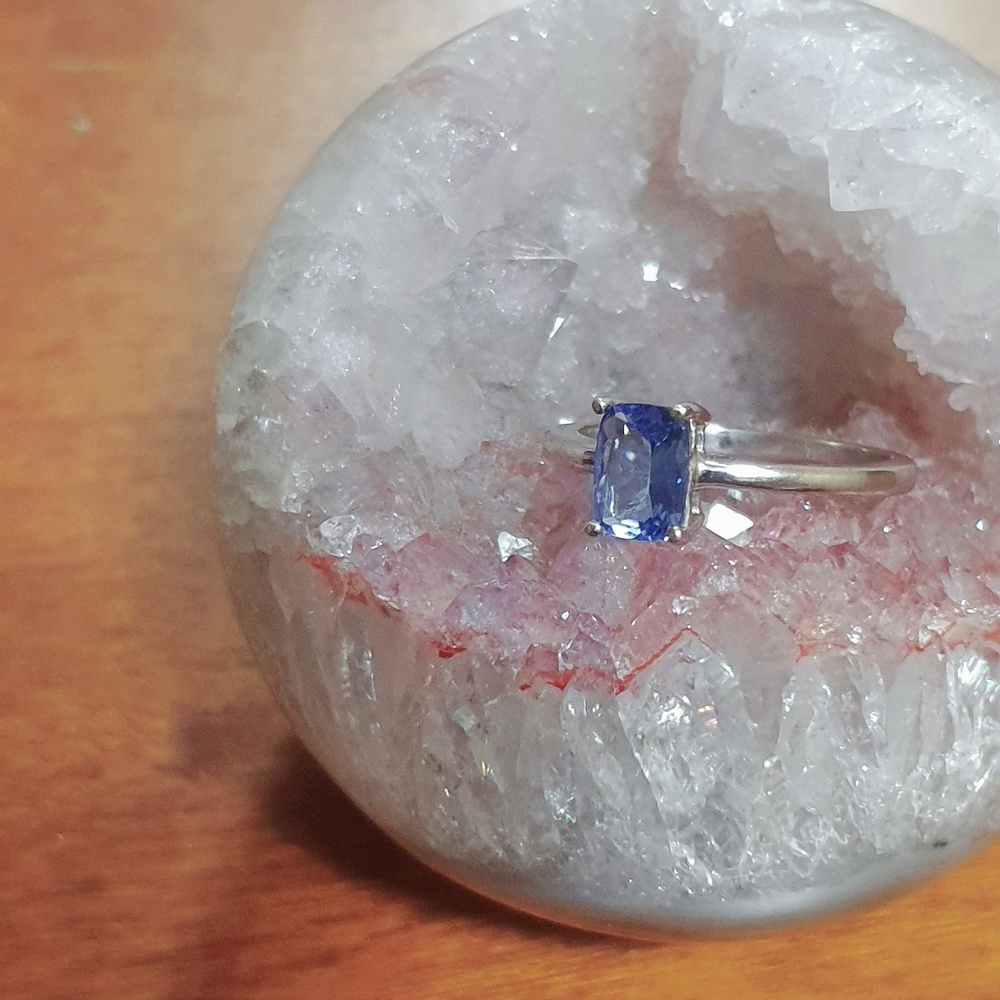 Natural AAA Tanzanite 1.12 Ct Platinum Plated Ring